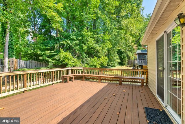 8516 INNISFREE DR, Springfield, VA 22153