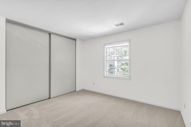 8516 INNISFREE DR, Springfield, VA 22153