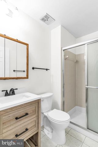 8516 INNISFREE DR, Springfield, VA 22153