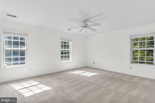8516 INNISFREE DR, Springfield, VA 22153