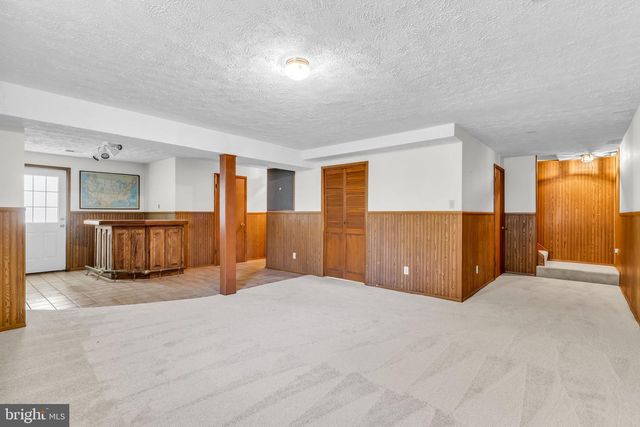 8516 INNISFREE DR, Springfield, VA 22153