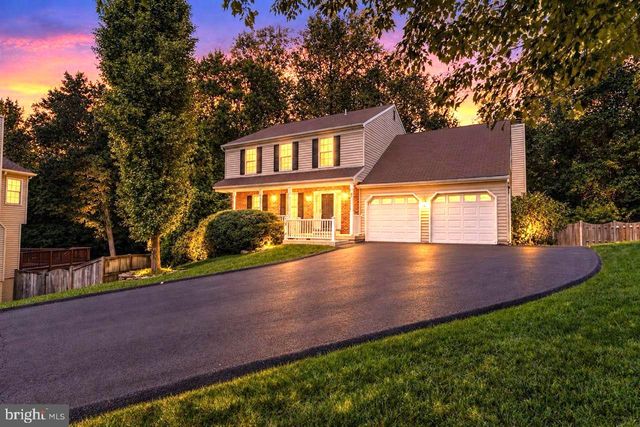 8516 INNISFREE DR, Springfield, VA 22153