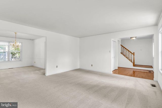 8516 INNISFREE DR, Springfield, VA 22153