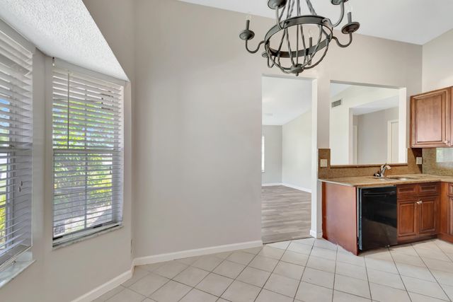 5048 BRIAN Boulevard, Boynton Beach, FL 33472