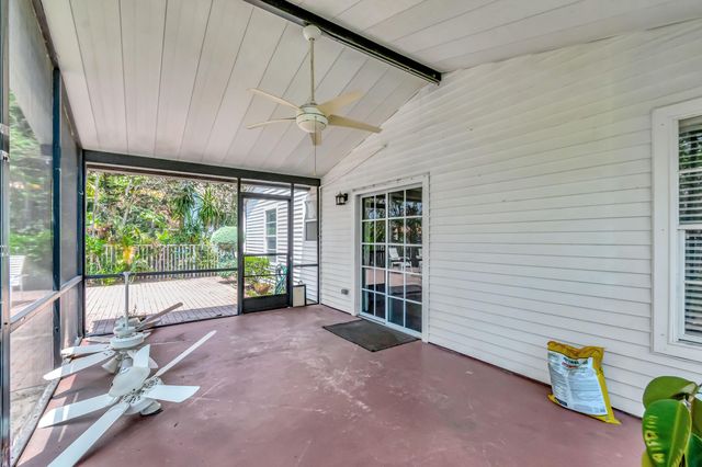 5048 BRIAN Boulevard, Boynton Beach, FL 33472