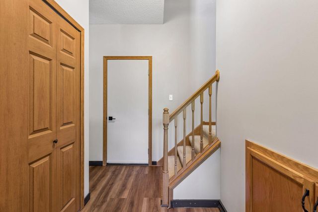 3200 Juniper Circle C, Woodbury, MN 55125
