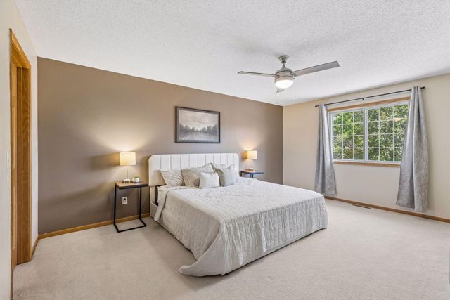 3200 Juniper Circle C, Woodbury, MN 55125