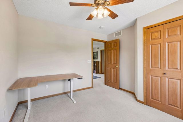 3200 Juniper Circle C, Woodbury, MN 55125