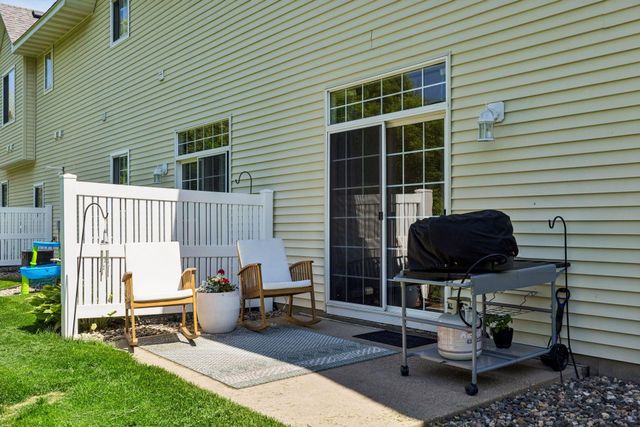 3200 Juniper Circle C, Woodbury, MN 55125
