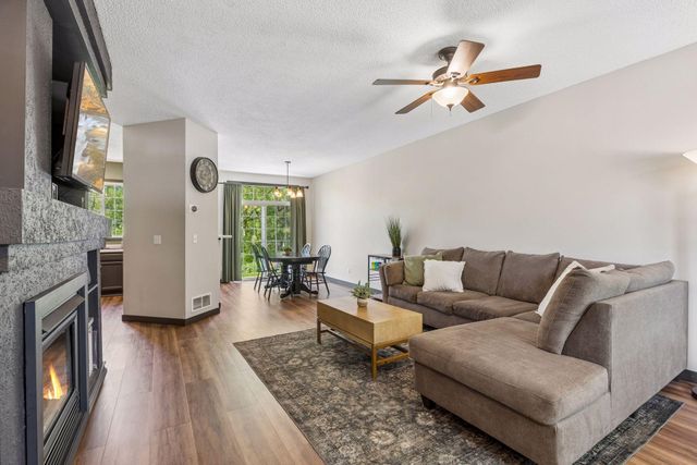 3200 Juniper Circle C, Woodbury, MN 55125
