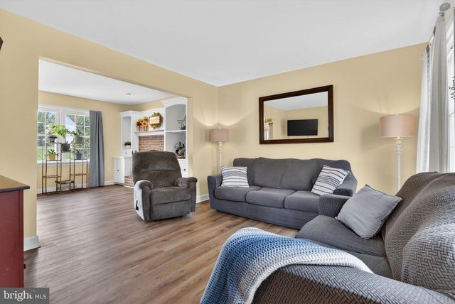 213 STONE CREEK RD, Lancaster, PA 17603