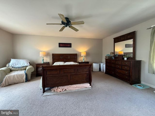 213 STONE CREEK RD, Lancaster, PA 17603