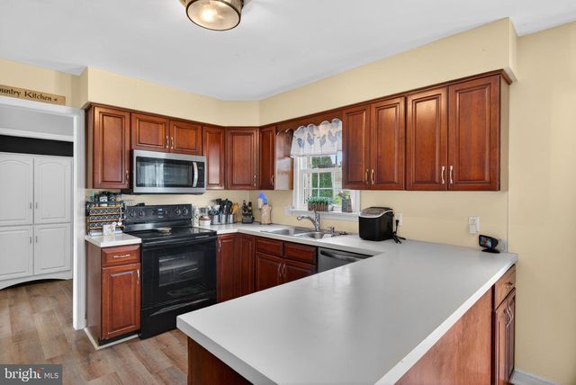 213 STONE CREEK RD, Lancaster, PA 17603