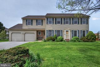 213 STONE CREEK RD, Lancaster, PA 17603