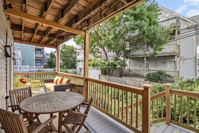 264 East Cottage 1, Boston, MA 02125