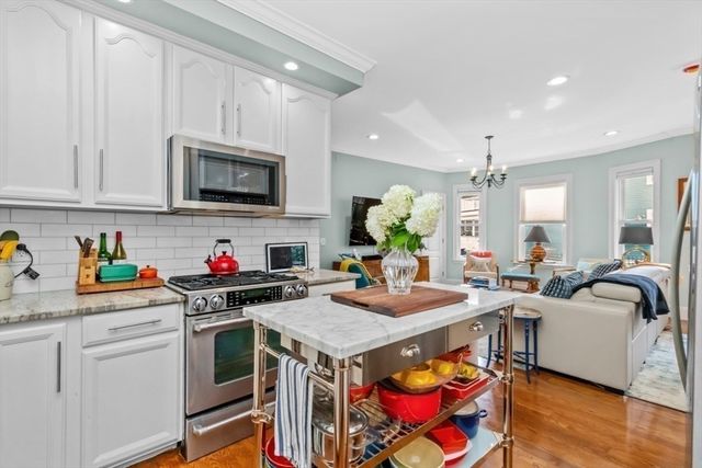264 East Cottage 1, Boston, MA 02125