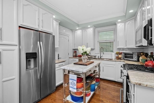 264 East Cottage 1, Boston, MA 02125