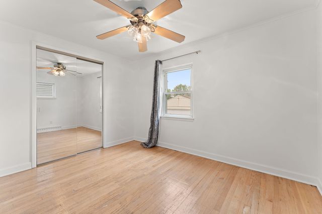 8341 Kooy Drive, Munster, IN 46321