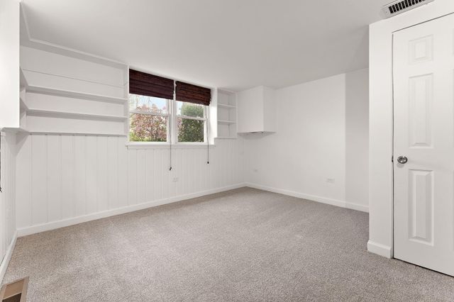 8341 Kooy Drive, Munster, IN 46321