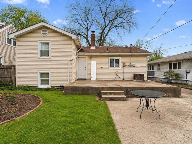 8341 Kooy Drive, Munster, IN 46321