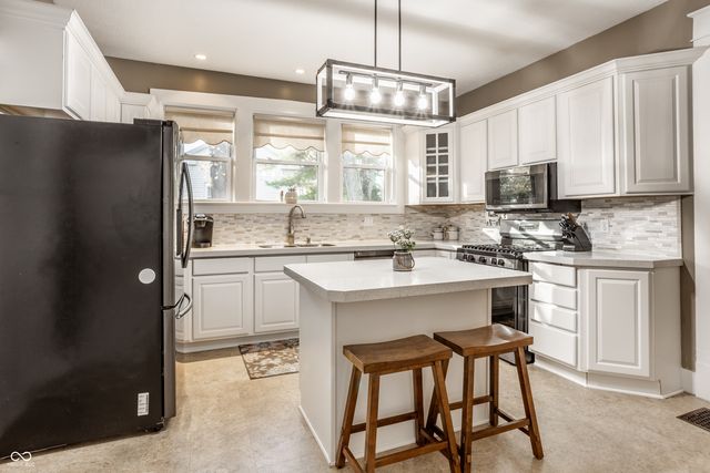 185 N Washington Street, Danville, IN 46122