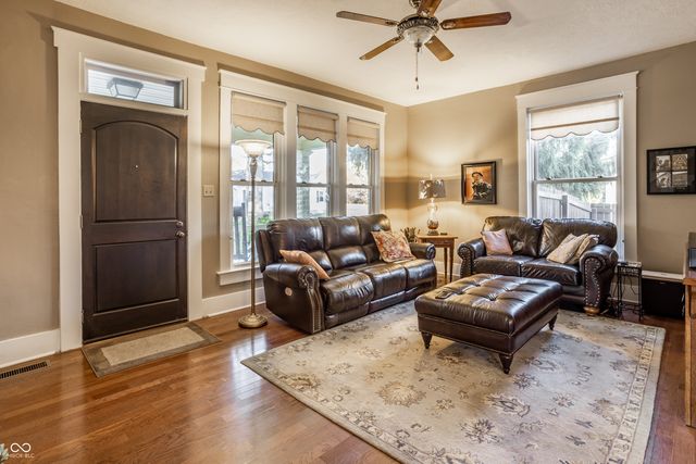 185 N Washington Street, Danville, IN 46122