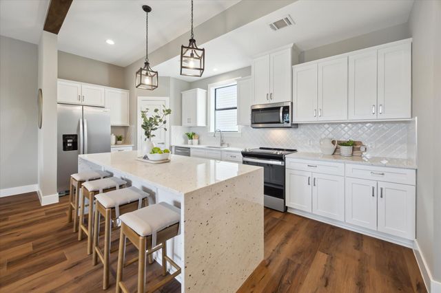 3102 Eunice Street, Houston, TX 77009