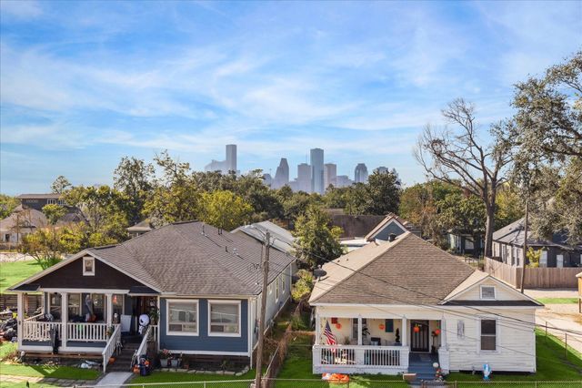 3102 Eunice Street, Houston, TX 77009