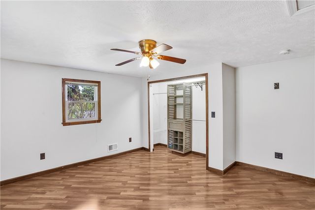 2404 Marble Ln, Franklin Park, PA 15143