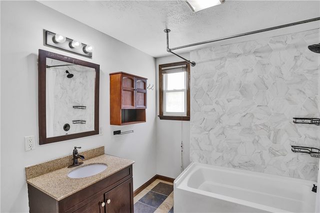 2404 Marble Ln, Franklin Park, PA 15143