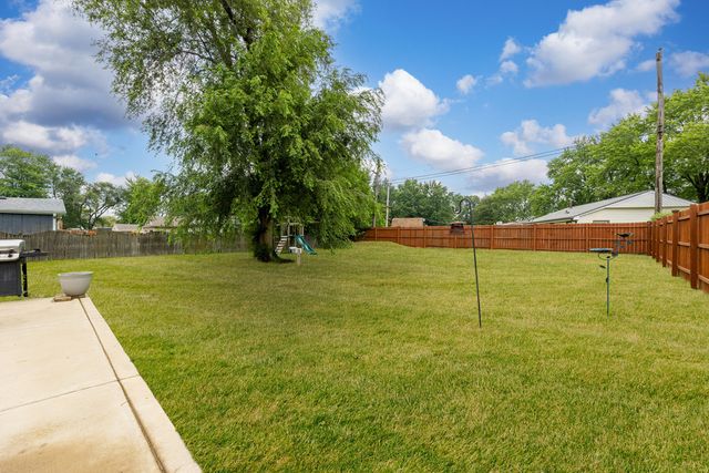 1395 W State Route 102, Bourbonnais, IL 60914