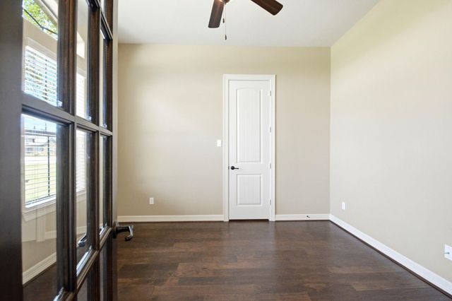 18840 Serene Water Drive, Montgomery, TX 77356