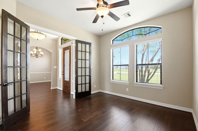 18840 Serene Water Drive, Montgomery, TX 77356