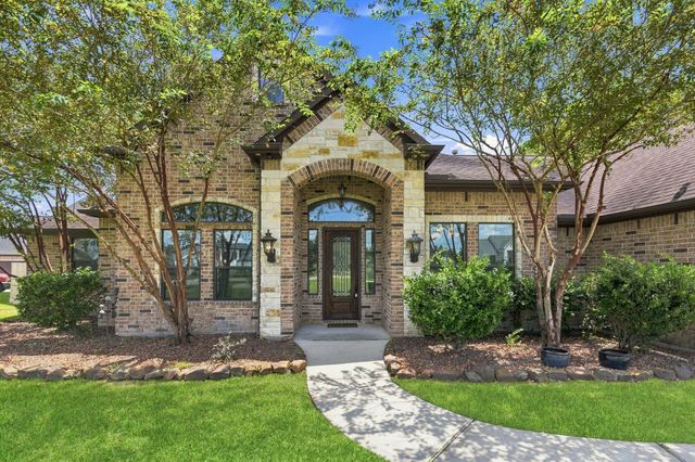 18840 Serene Water Drive, Montgomery, TX 77356