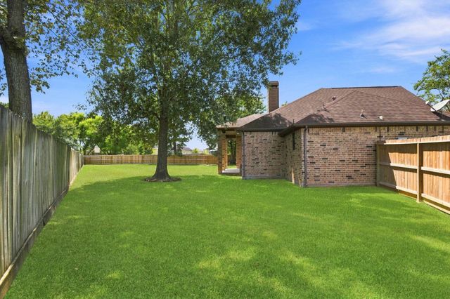 18840 Serene Water Drive, Montgomery, TX 77356