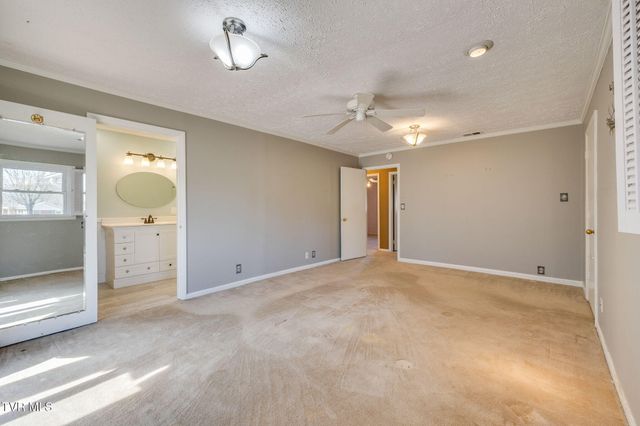 1500 Woodmont Drive, Johnson City, TN 37601