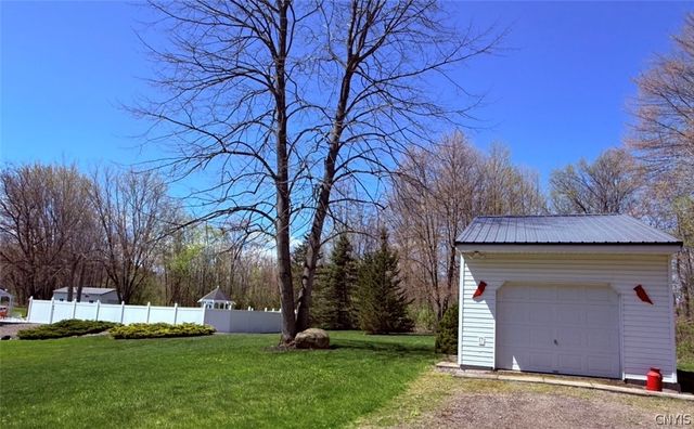 277-283 County Route 8 277, Granby, NY 13069