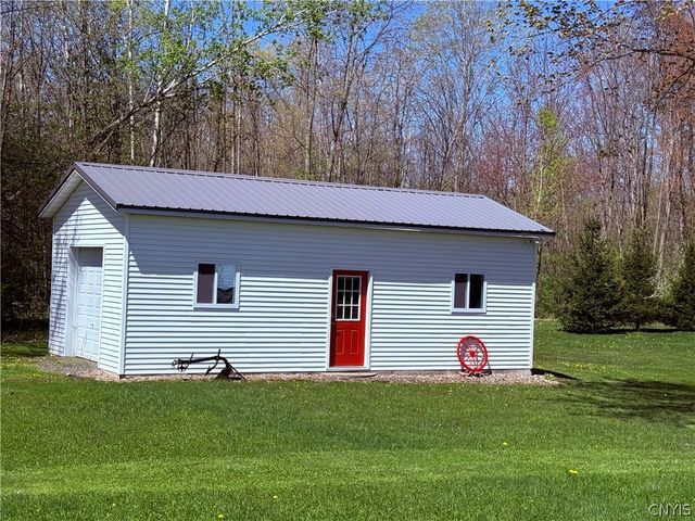 277-283 County Route 8 277, Granby, NY 13069