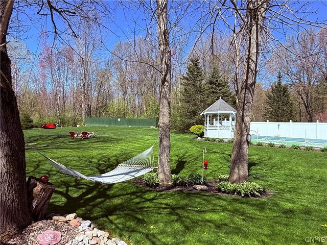 277-283 County Route 8 277, Granby, NY 13069