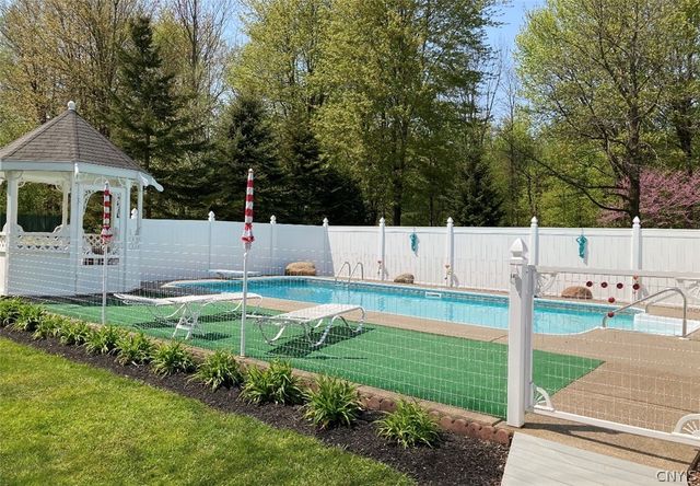 277-283 County Route 8 277, Granby, NY 13069