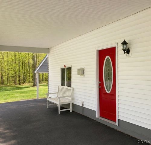 277-283 County Route 8 277, Granby, NY 13069
