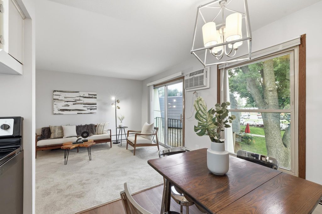 709 11th Avenue S 5, Minneapolis, MN 55415 — photo 3