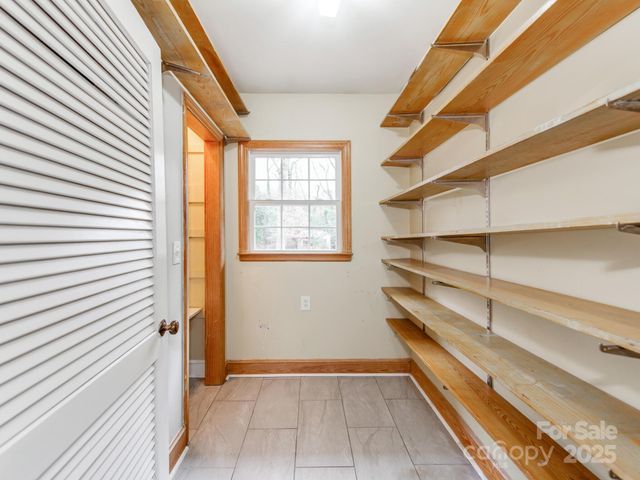 1311 Burtonwood Circle, Charlotte, NC 28212