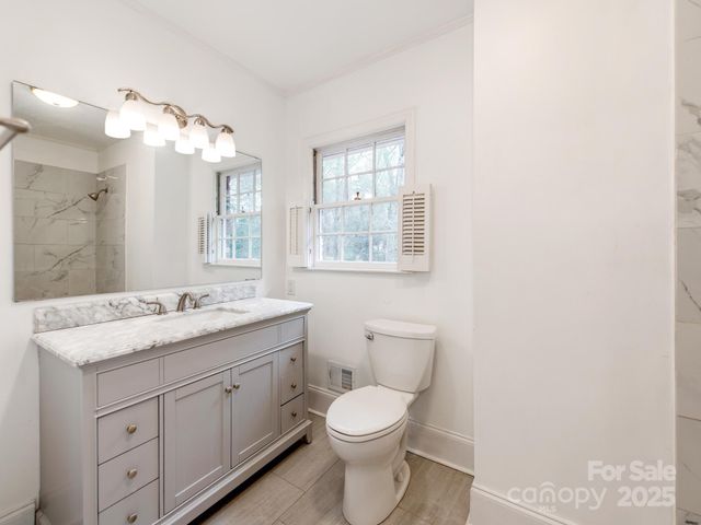 1311 Burtonwood Circle, Charlotte, NC 28212