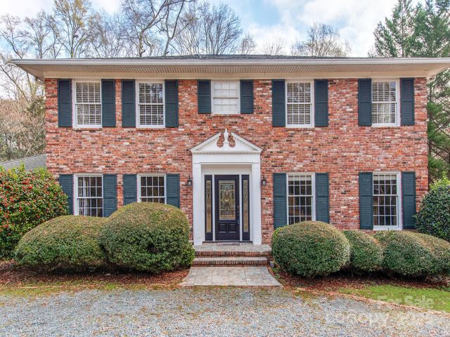 1311 Burtonwood Circle, Charlotte, NC 28212