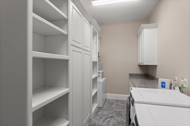 5815 Stratton Woods Drive, Spring, TX 77389