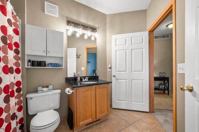 2122 Water Lilly Lane 1206, Eagan, MN 55122