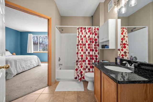 2122 Water Lilly Lane 1206, Eagan, MN 55122