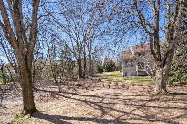 2122 Water Lilly Lane 1206, Eagan, MN 55122