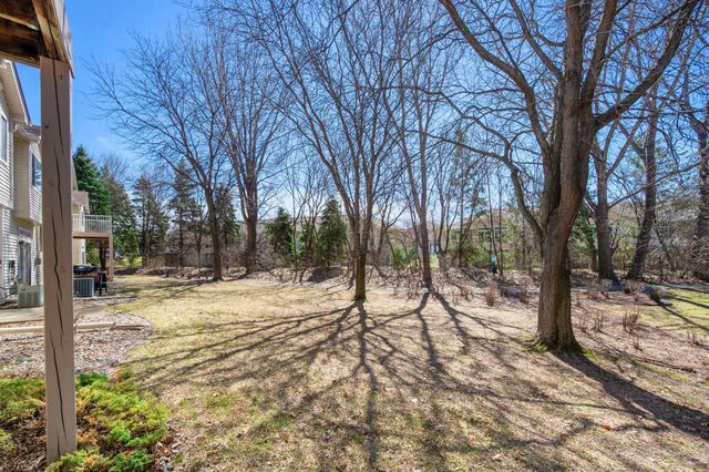 2122 Water Lilly Lane 1206, Eagan, MN 55122